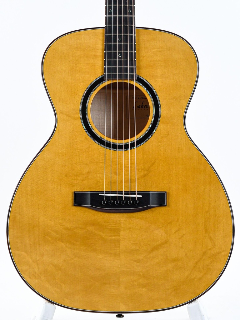 Lakewood M50 Custom Flamed Maple Honey-Dyed Bearclaw Spruce Lefty